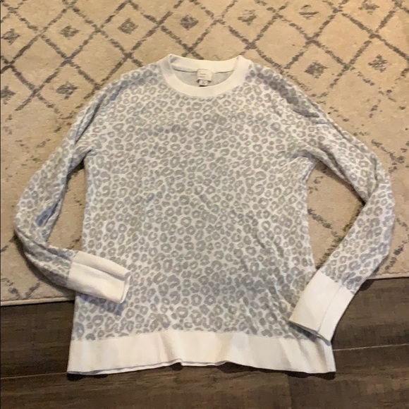 a new day Sweaters - A New Day Gray Leopard Pattern Sweater